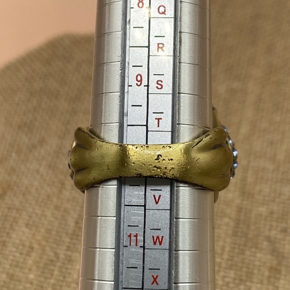 Heidi Daus Petal Profusion purple hues - Picture 5 of 9